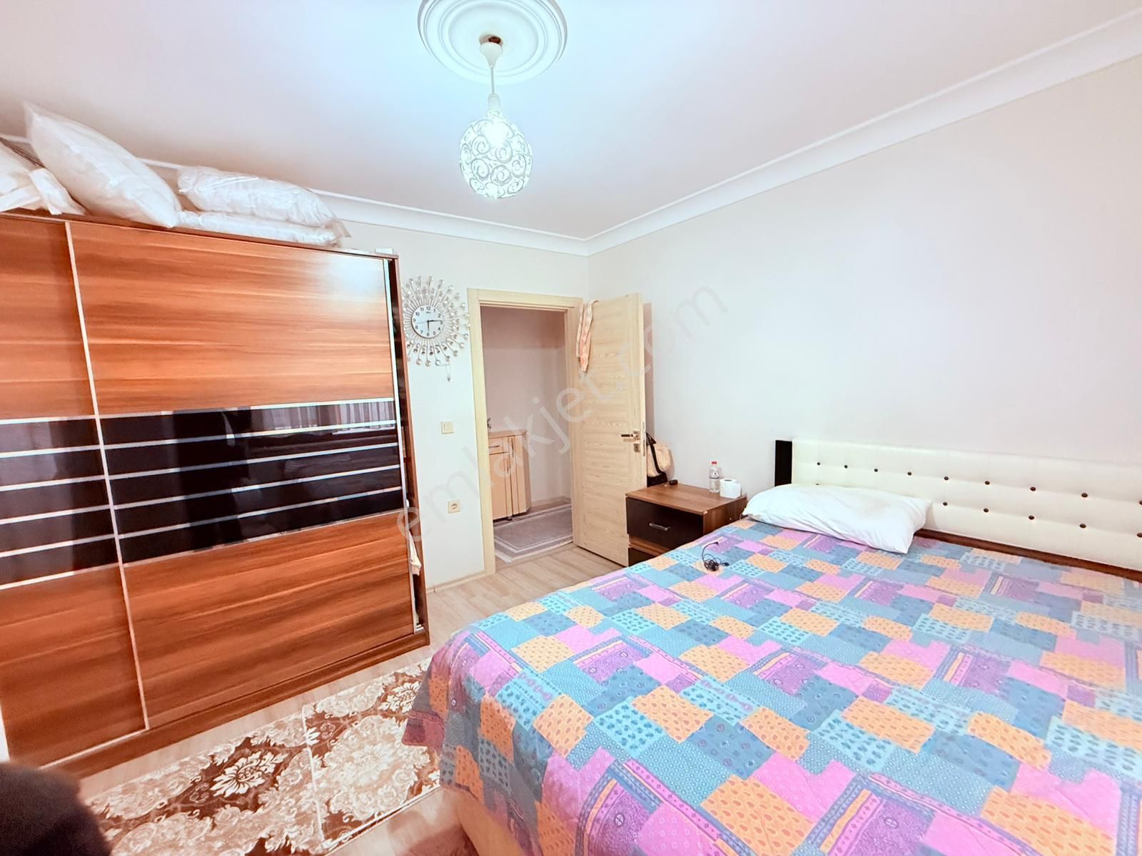 Kemal Türklerde 5+2 İskanlı 180m2 Çatı Dubleks Daire - Görsel 9