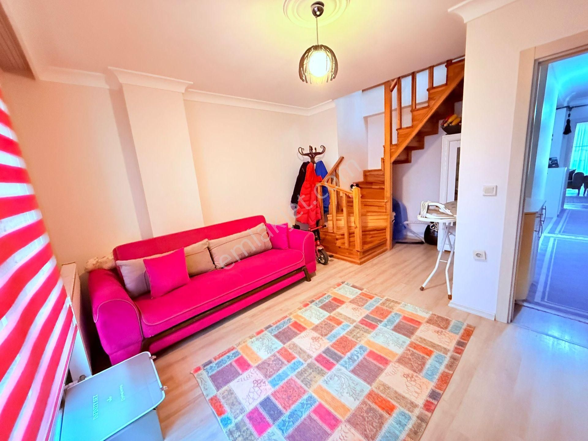 Kemal Türklerde 5+2 İskanlı 180m2 Çatı Dubleks Daire - Görsel 15