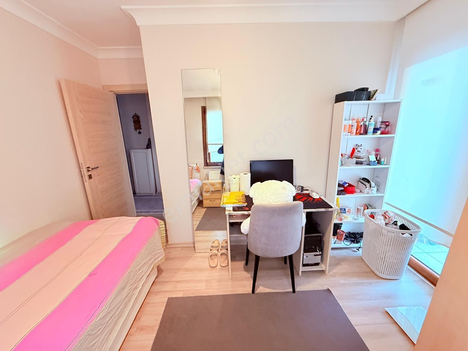 Kemal Türklerde 5+2 İskanlı 180m2 Çatı Dubleks Daire - Görsel 16