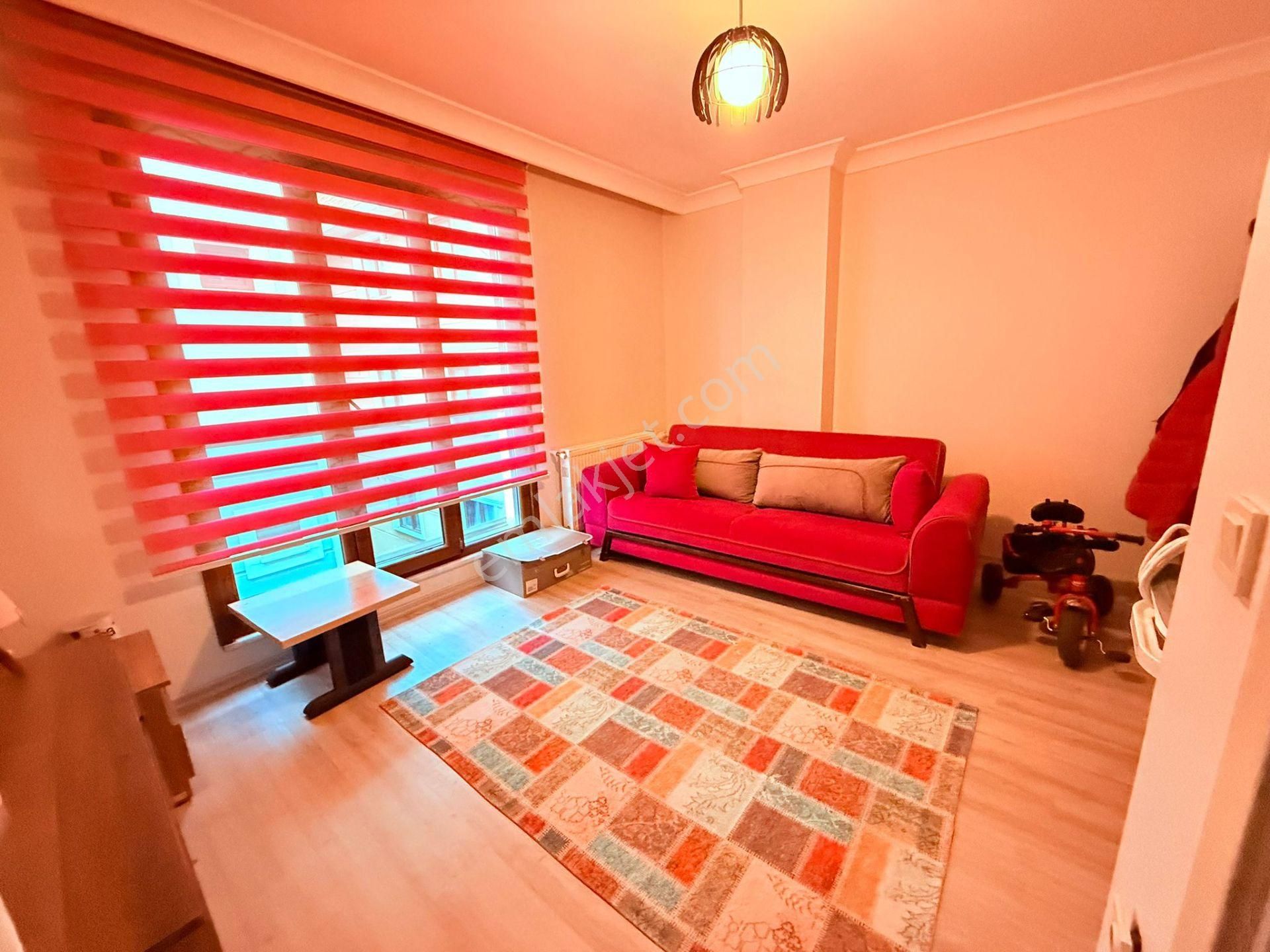 Kemal Türklerde 5+2 İskanlı 180m2 Çatı Dubleks Daire - Görsel 6