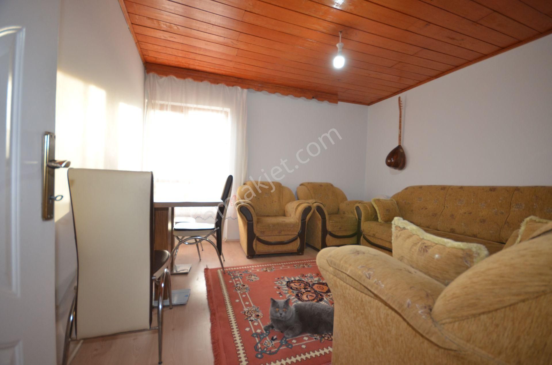 Kalecik Emlak'tan Emlak'tan Merkezi Konumda 7+1 Dublex Satılık - Görsel 9