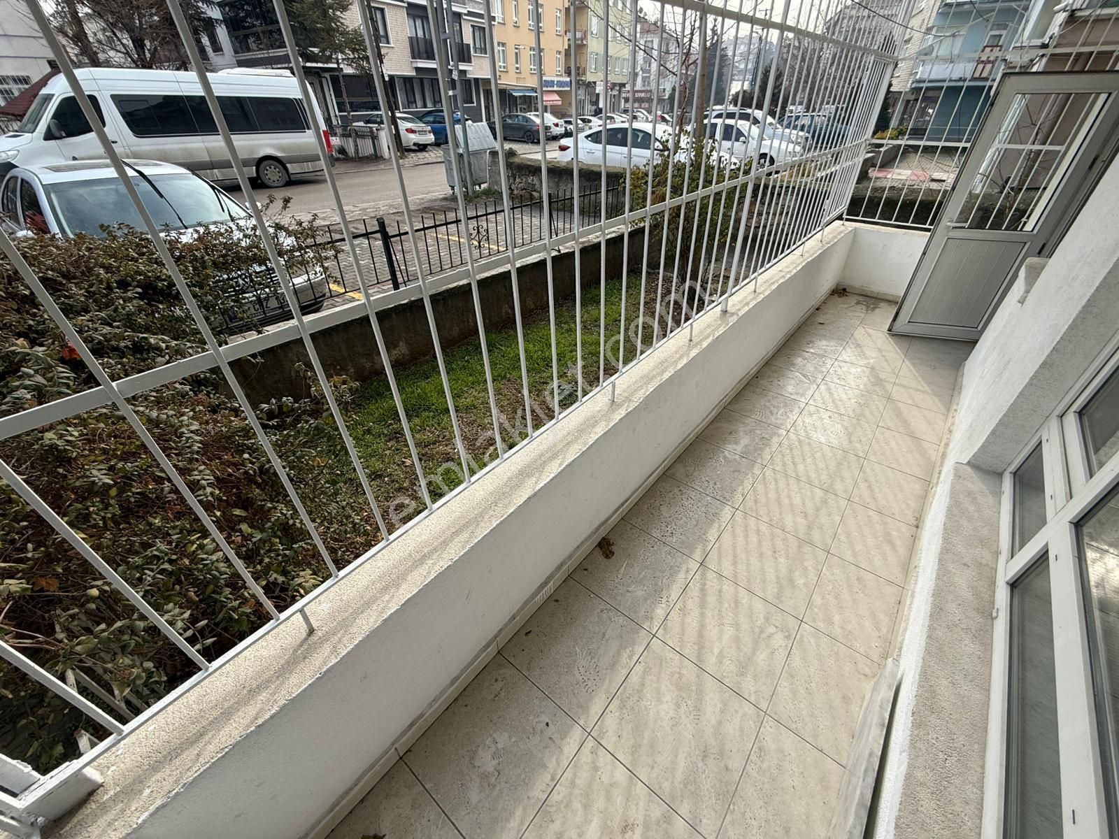 Tepebaşı'nda Yüksek Giriş Geniş Balkonlu Ultra Yapılı 3+1 Daire - Görsel 6