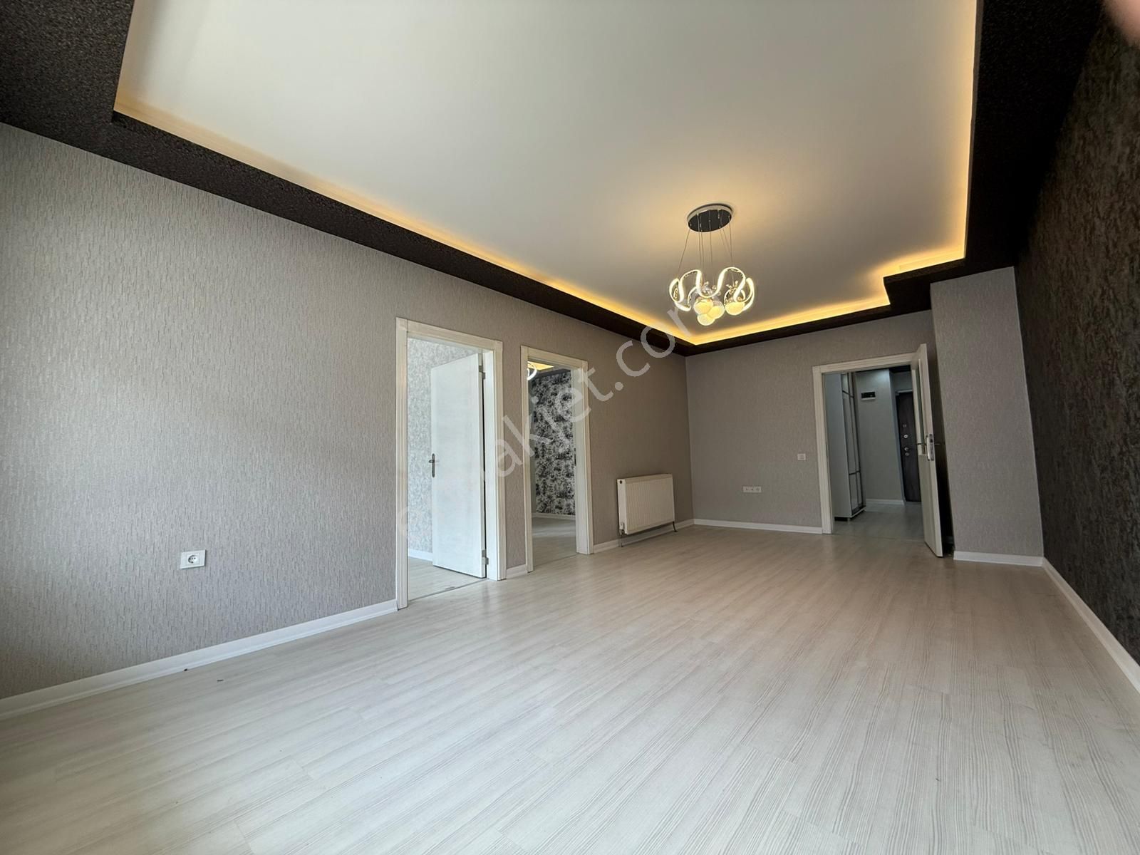 Tepebaşı'nda Yüksek Giriş Geniş Balkonlu Ultra Yapılı 3+1 Daire - Görsel 3