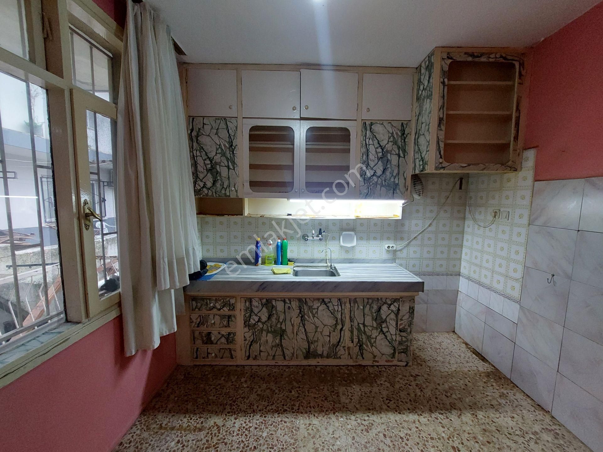 Karşıyaka Örnekköyde Kiralık 2+1 Daire Kanıt Emlaktan - Görsel 5