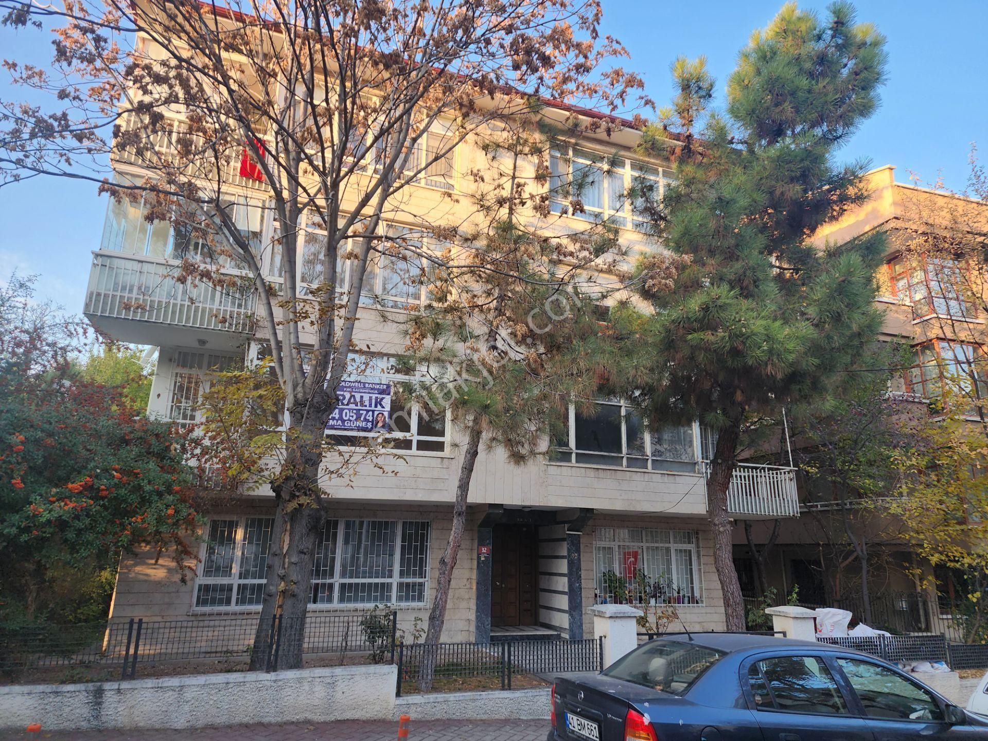 Mebusevleri Mahallesi 3+1 Ön Cephe Bakımlı Kiralık Daire - Görsel 24