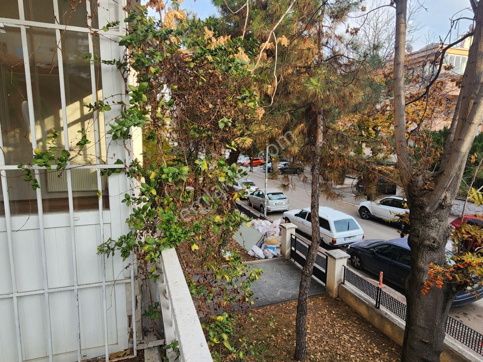 Mebusevleri Mahallesi 3+1 Ön Cephe Bakımlı Kiralık Daire - Görsel 4