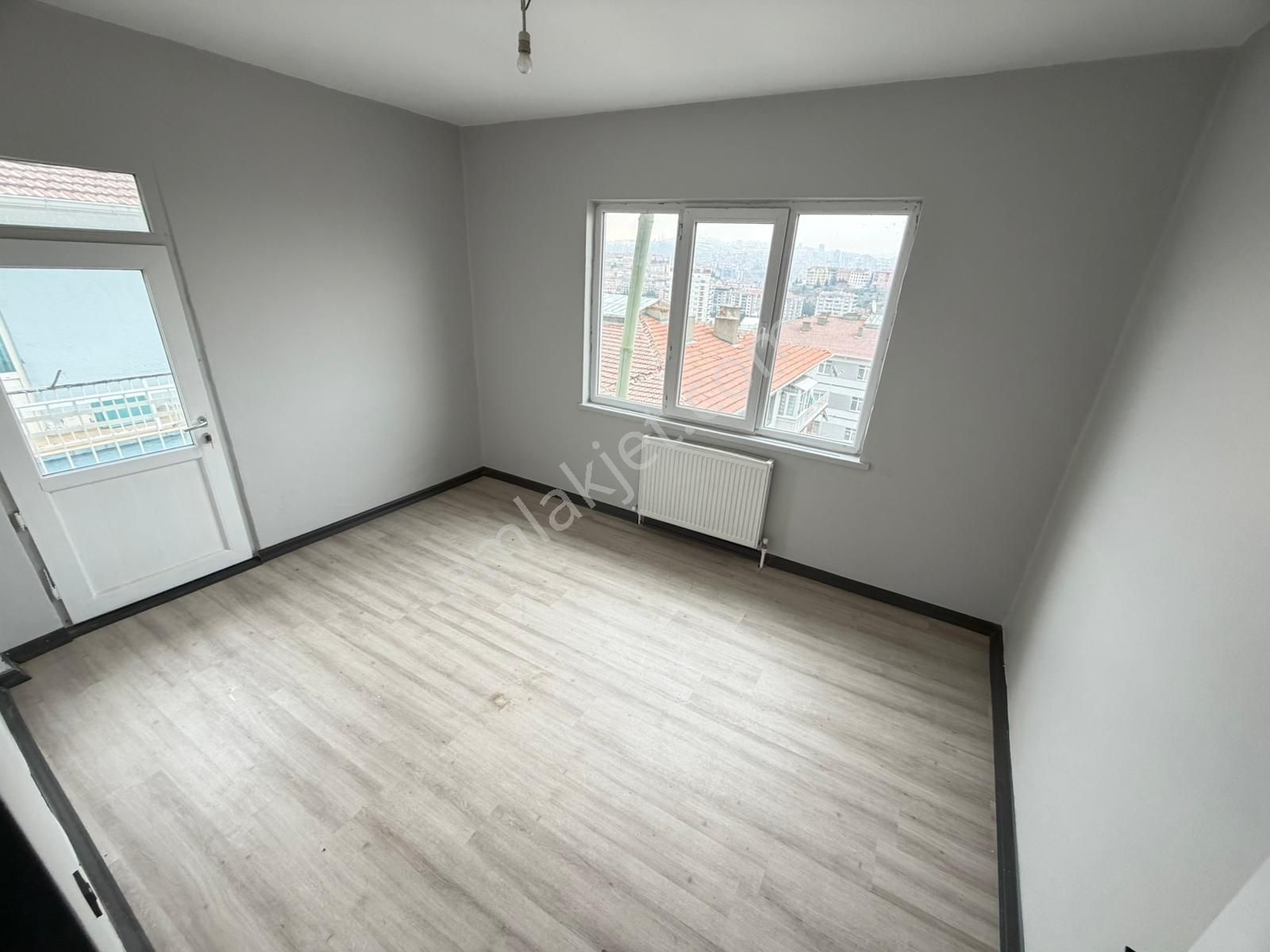 Kariyer'den Kalaba'da Cadde Yakını Katta Lüx Yapılı 3+1 Fırsat Daire - Görsel 31