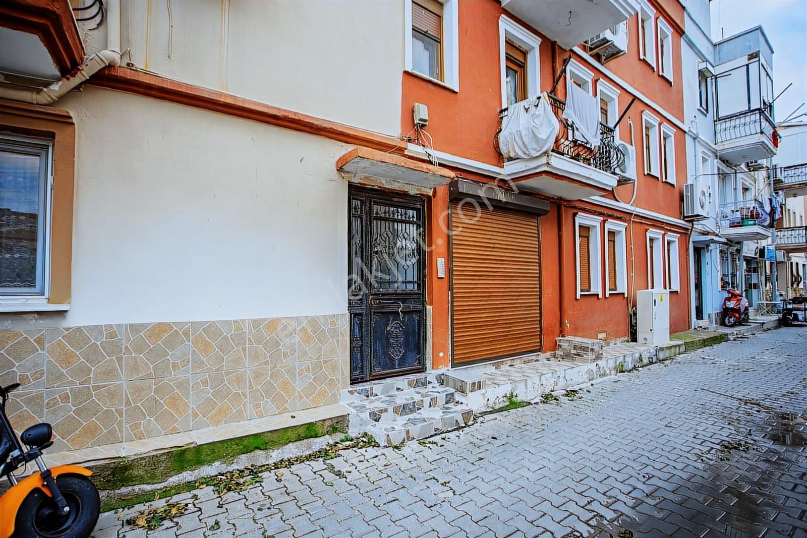 Foça Fevzipaşa Mah. Merkezi Konumda Satılık 3+1 Daire - Görsel 27