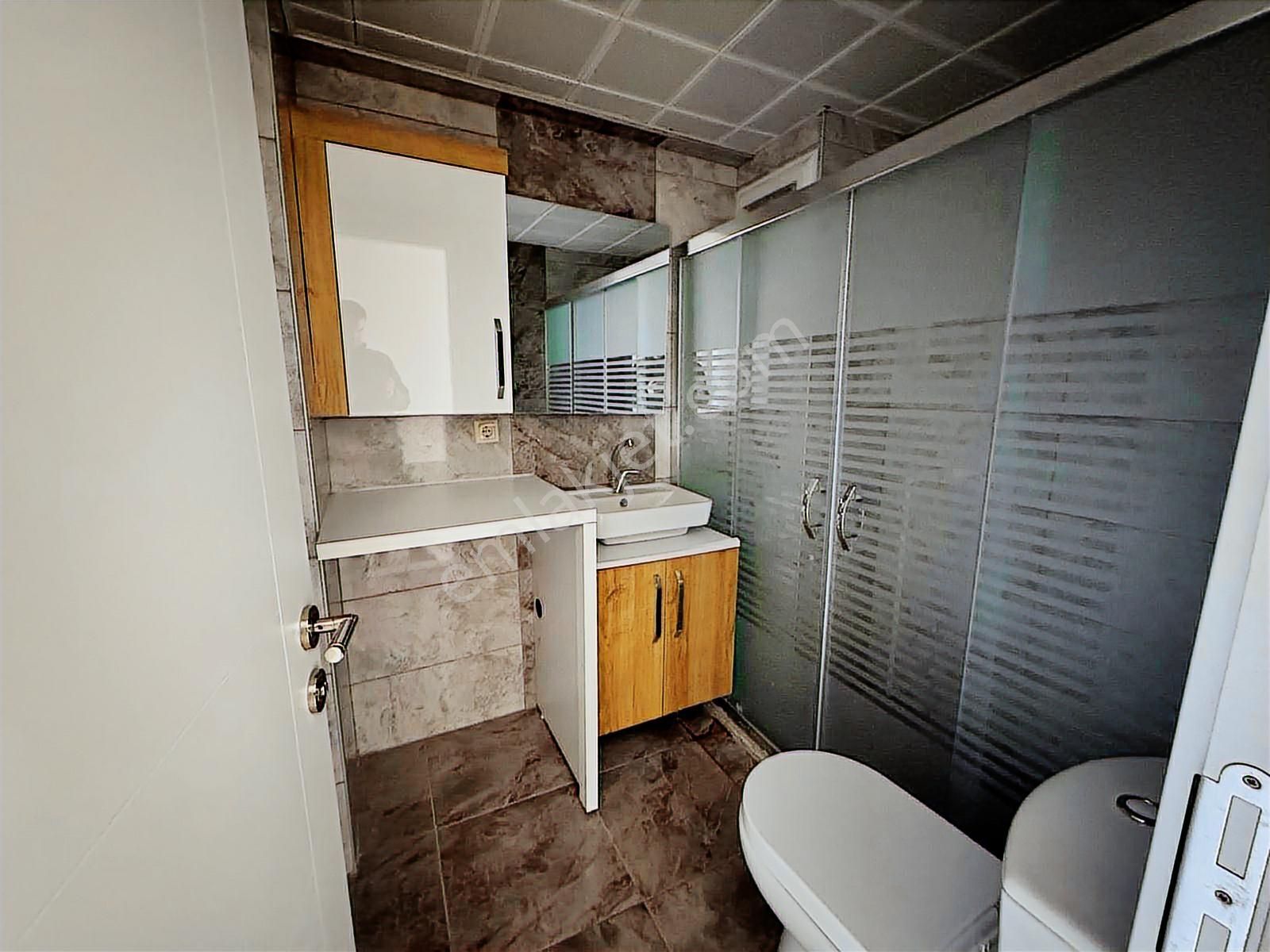 Foça Yenibağarası Mahallesinde Kiralık 2+1 Daire - Görsel 15