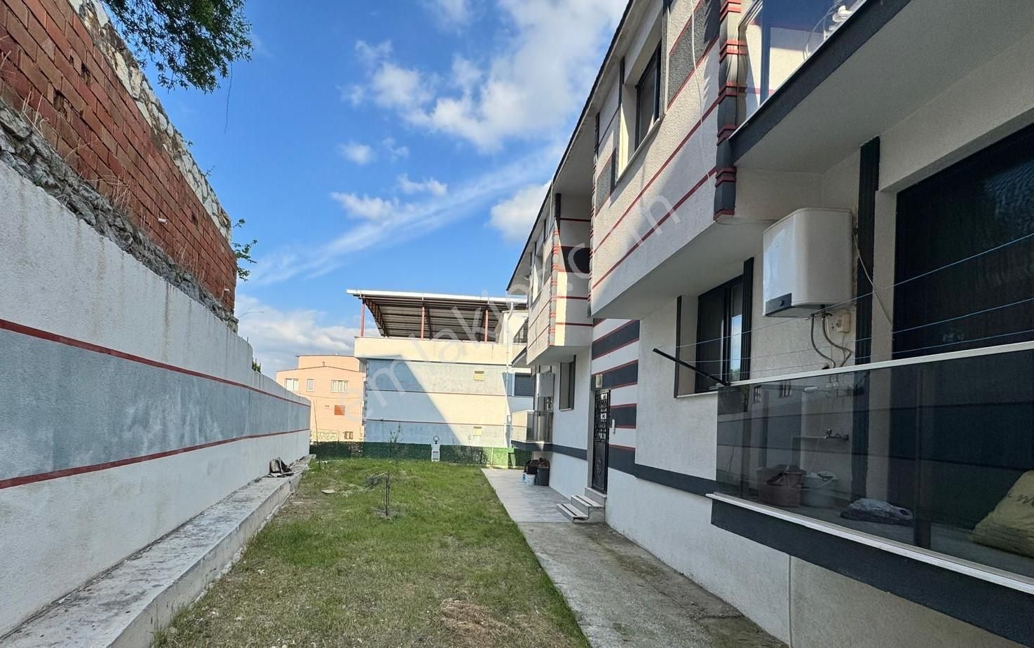 Foça Yenibağarası Mahallesinde Kiralık 2+1 Daire - Görsel 30