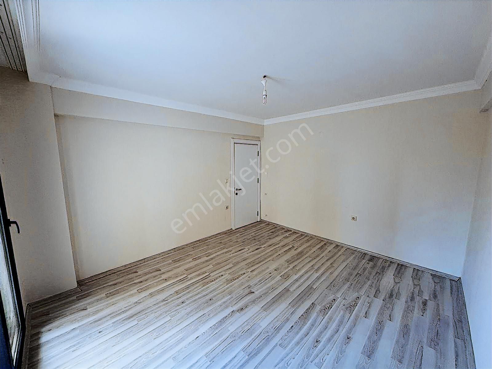 Foça Yenibağarası Mahallesinde Kiralık 2+1 Daire - Görsel 28