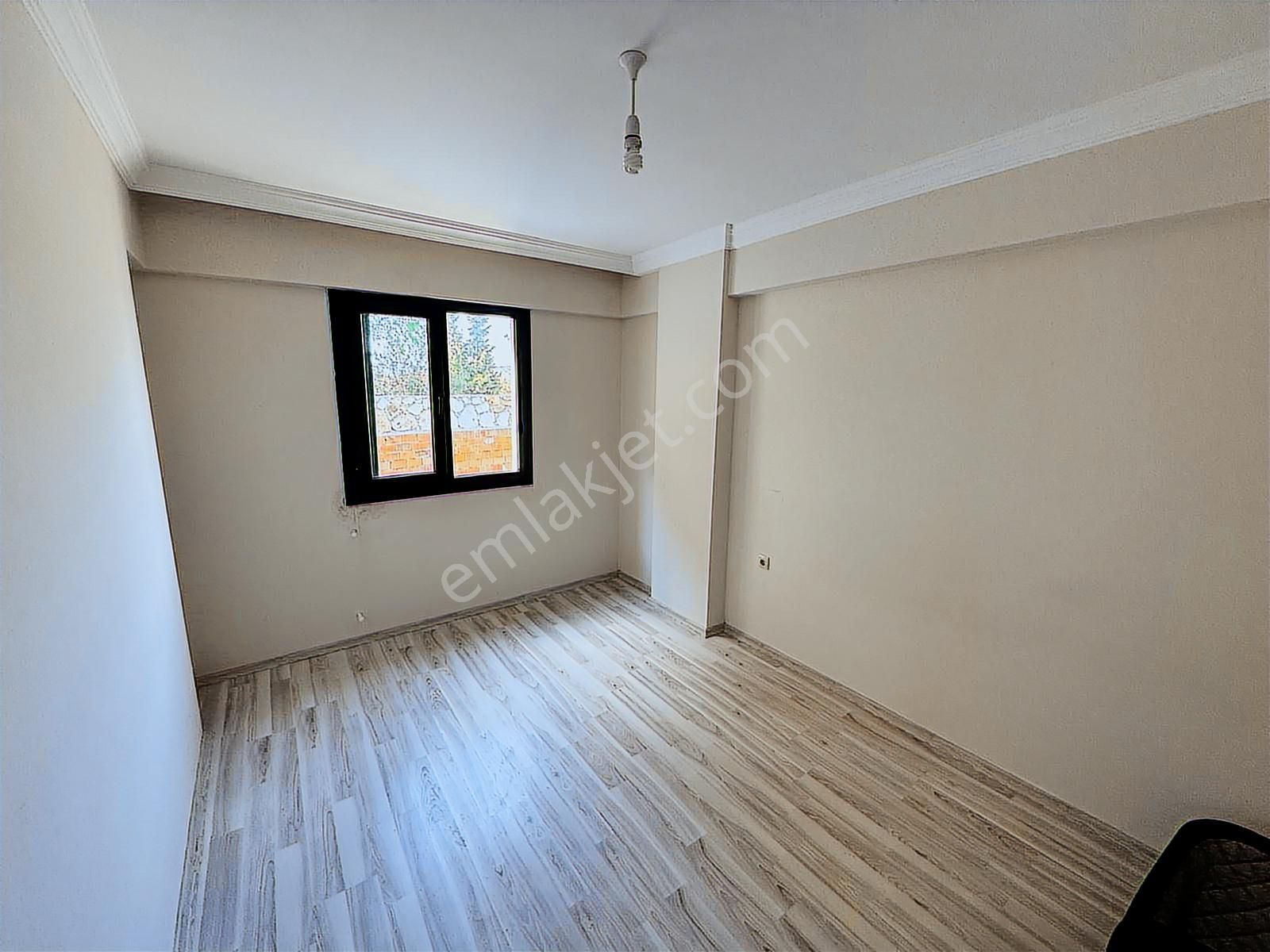 Foça Yenibağarası Mahallesinde Kiralık 2+1 Daire - Görsel 27