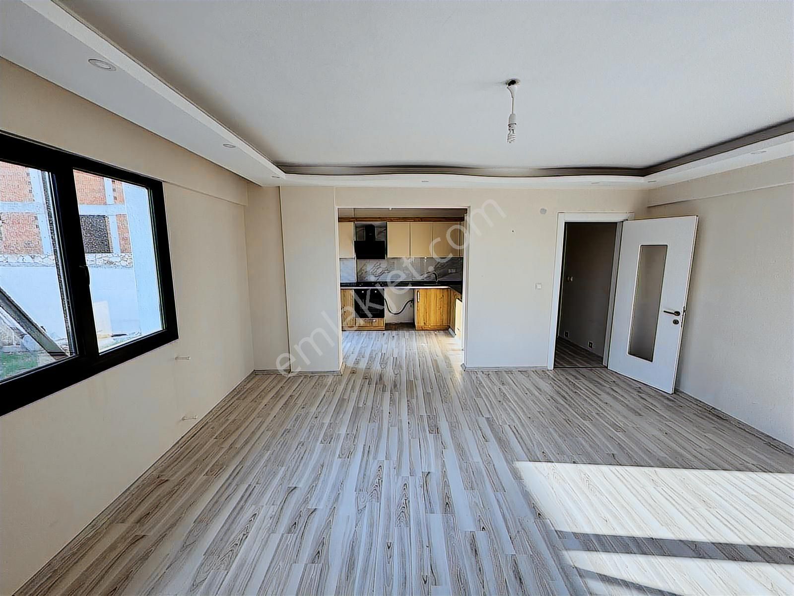 Foça Yenibağarası Mahallesinde Kiralık 2+1 Daire - Görsel 34