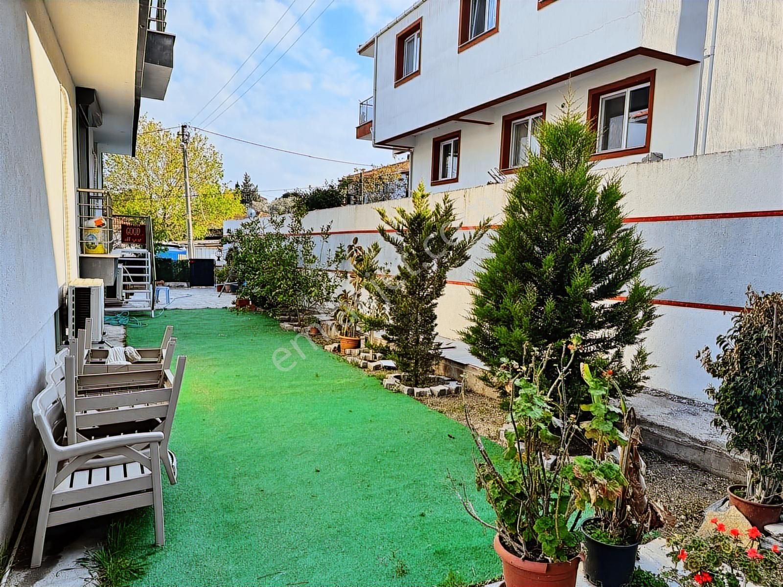Foça Yenibağarası Mahallesinde Kiralık 2+1 Daire - Görsel 23