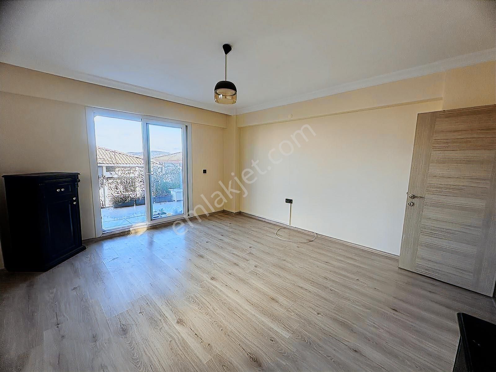 Foça Kazım Dirik Mah. 2+1 Dubleks Kiralık Daire - Görsel 23