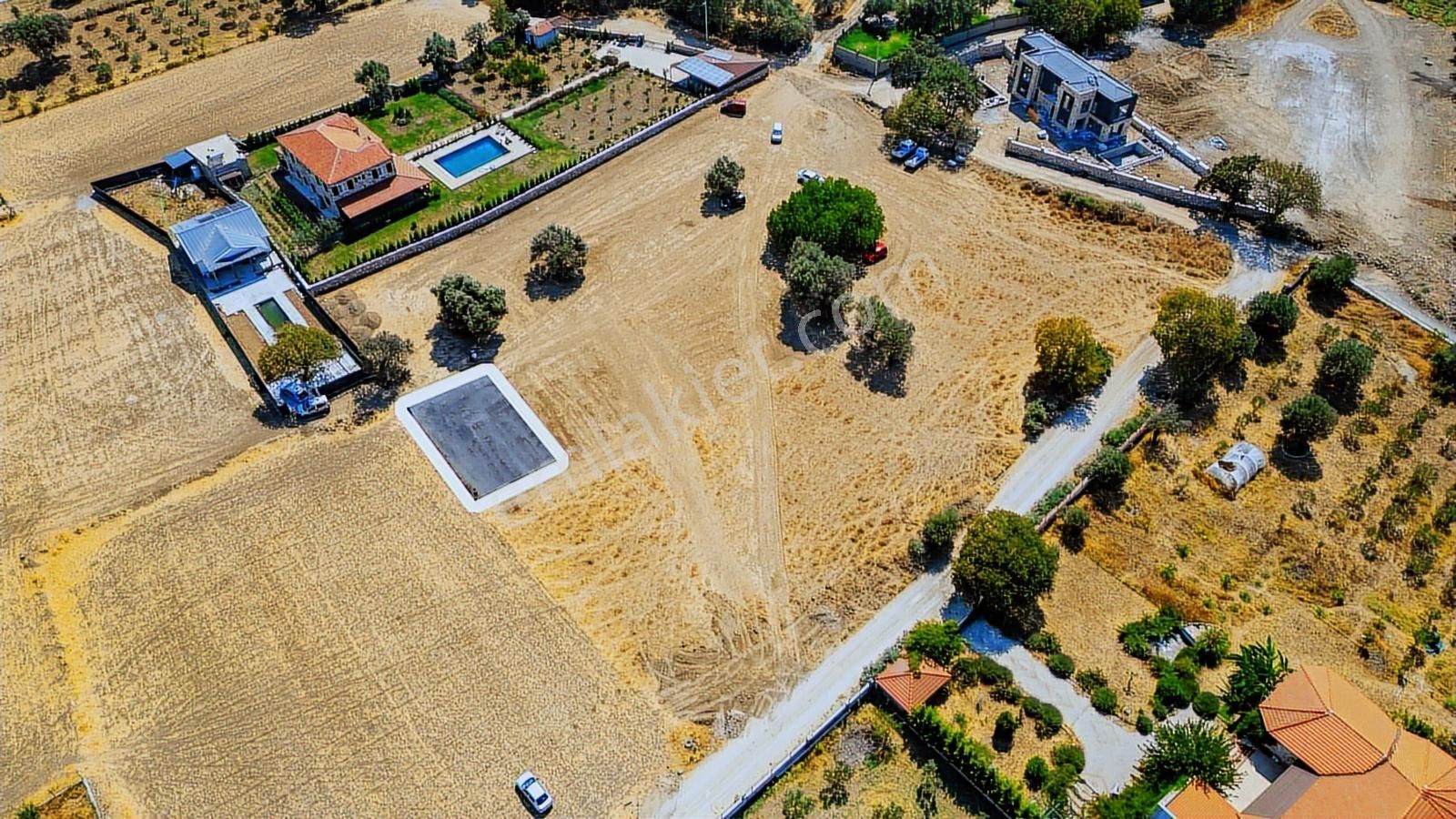 Foça Kozbeyli Merkeze Yakın Satılık Tarla - Görsel 26