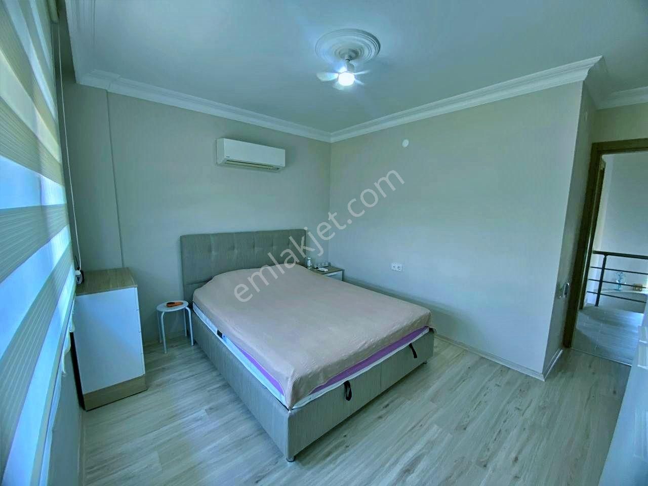 Uytundan Gömeç Karaağaçta Denize 500 Metre Havuzlu 4+1 Villa - Görsel 31