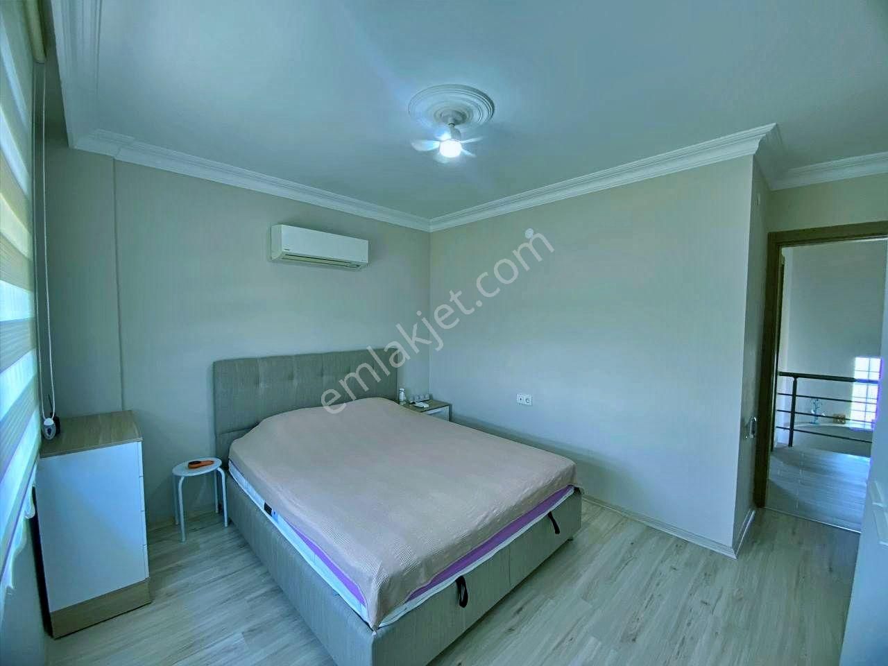 Uytundan Gömeç Karaağaçta Denize 500 Metre Havuzlu 4+1 Villa - Görsel 30