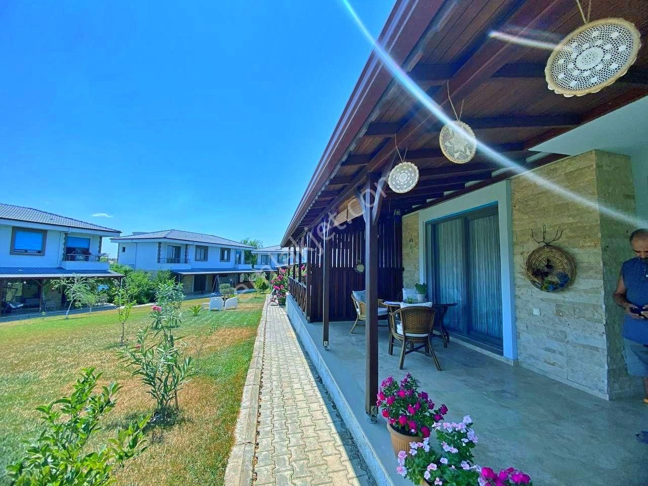 Uytundan Gömeç Karaağaçta Denize 500 Metre Havuzlu 4+1 Villa - Görsel 27