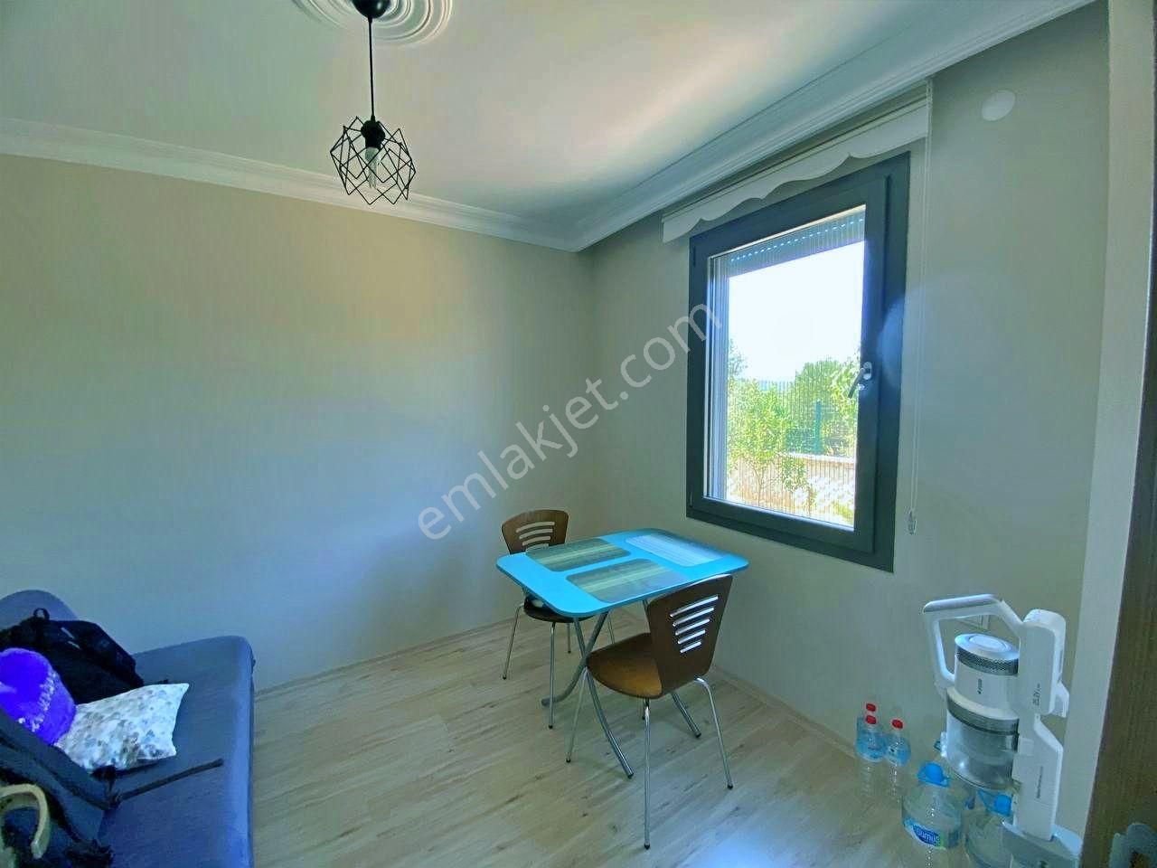 Uytundan Gömeç Karaağaçta Denize 500 Metre Havuzlu 4+1 Villa - Görsel 20