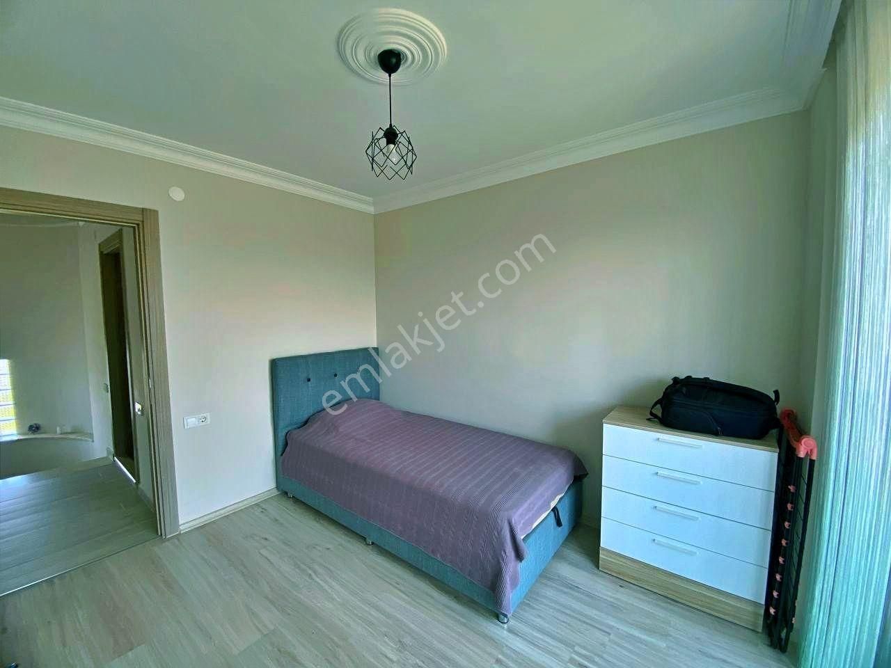 Uytundan Gömeç Karaağaçta Denize 500 Metre Havuzlu 4+1 Villa - Görsel 23