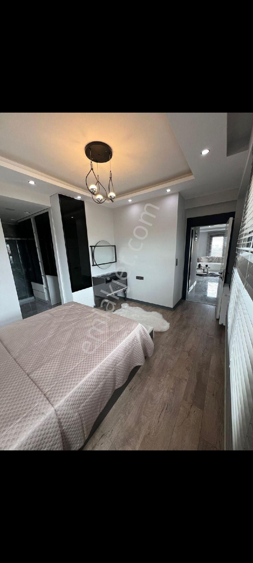 Çınarlıda Bulvar Üzeri Satılık Ultra Lüks Göl Manzaralı 2+1 Daire - Görsel 13