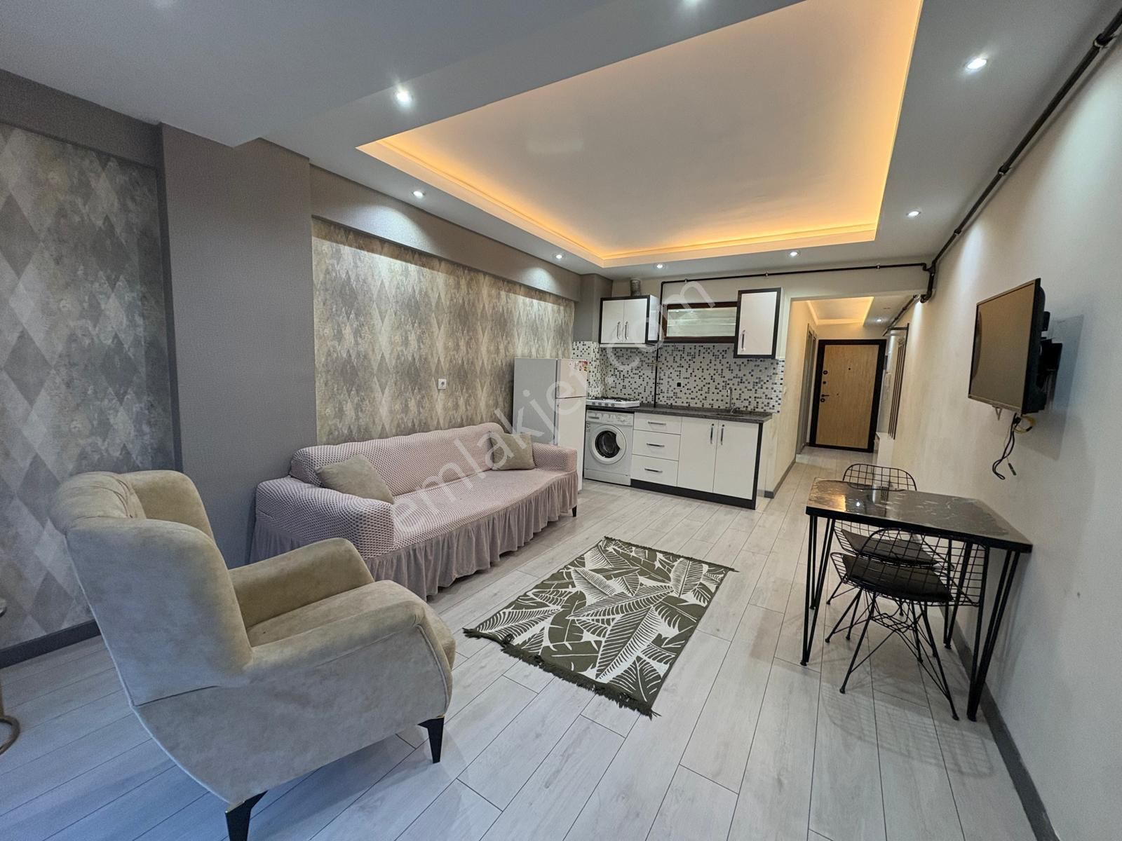 Arakat Asansörlü Yerden Isıtmalı Yatırımlık 1+1 Satılık Apart