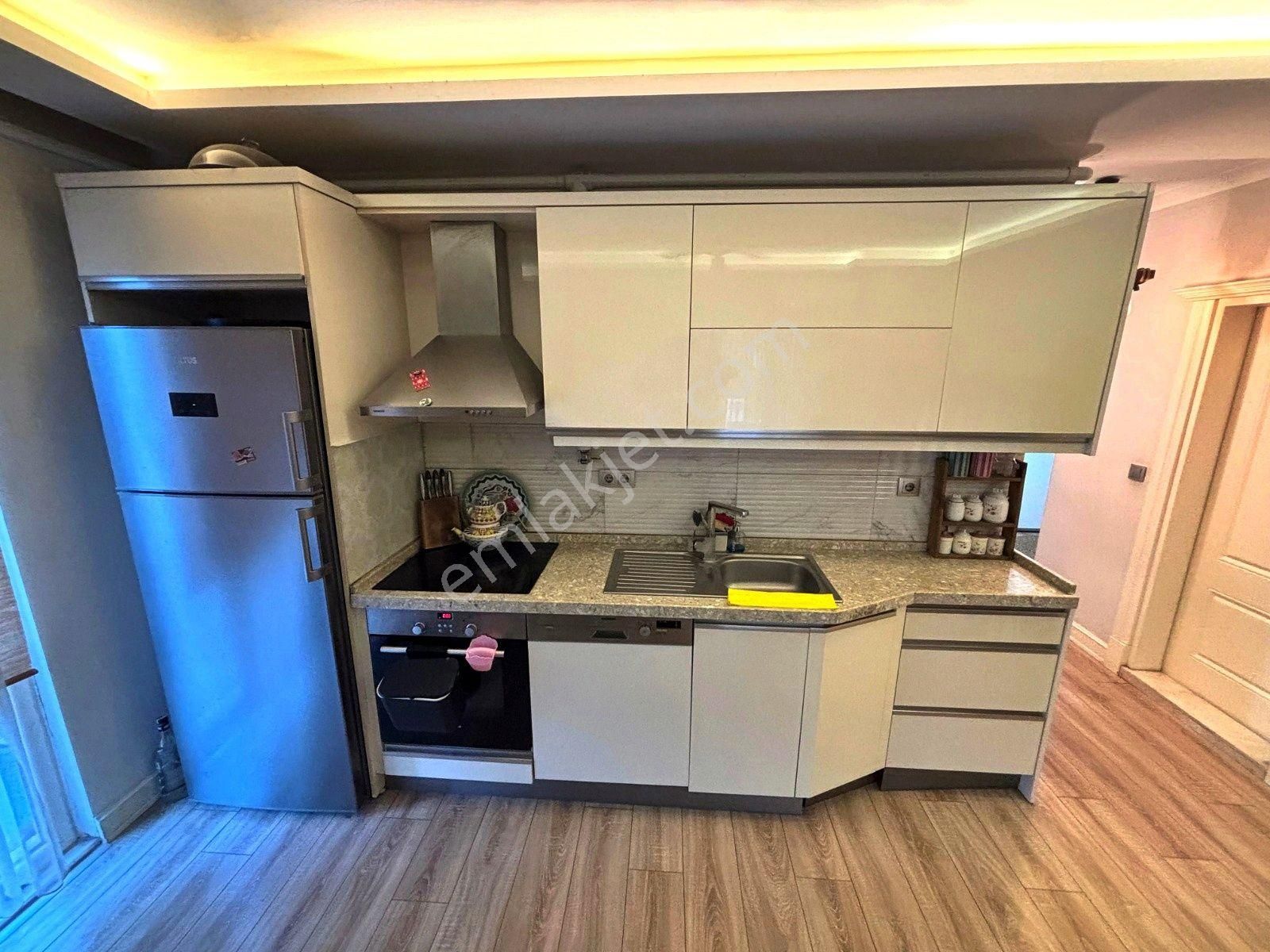 🛑🛑aktif'ten Akçay'da Satılık Yüzme Havuzlu, Otoparklı Eşyalı 2+1 Daire - Görsel 13