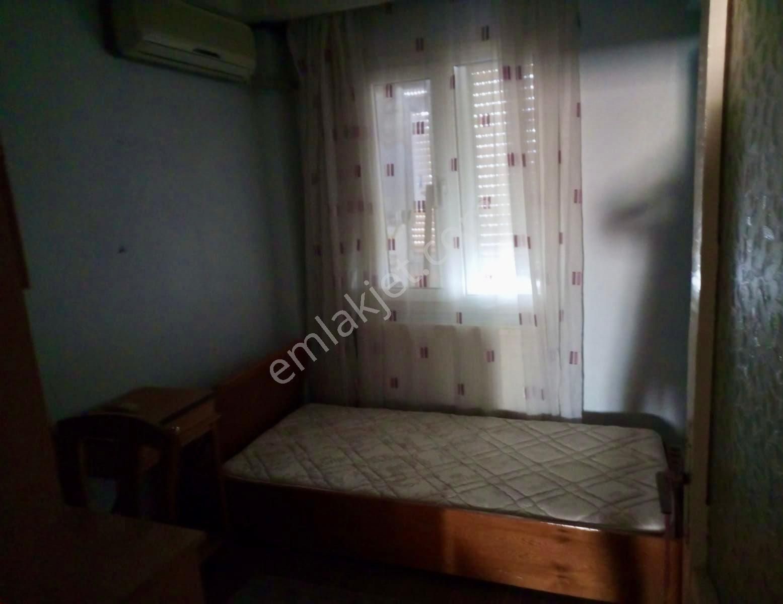 Üçkuyular Demokrasi Üniversitesi Çevresi Eşyalı Kiralık Daire - Görsel 6