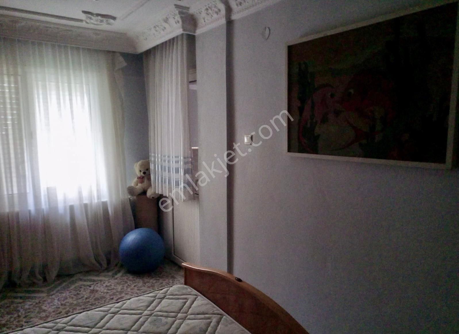 Üçkuyular Demokrasi Üniversitesi Çevresi Eşyalı Kiralık Daire - Görsel 16