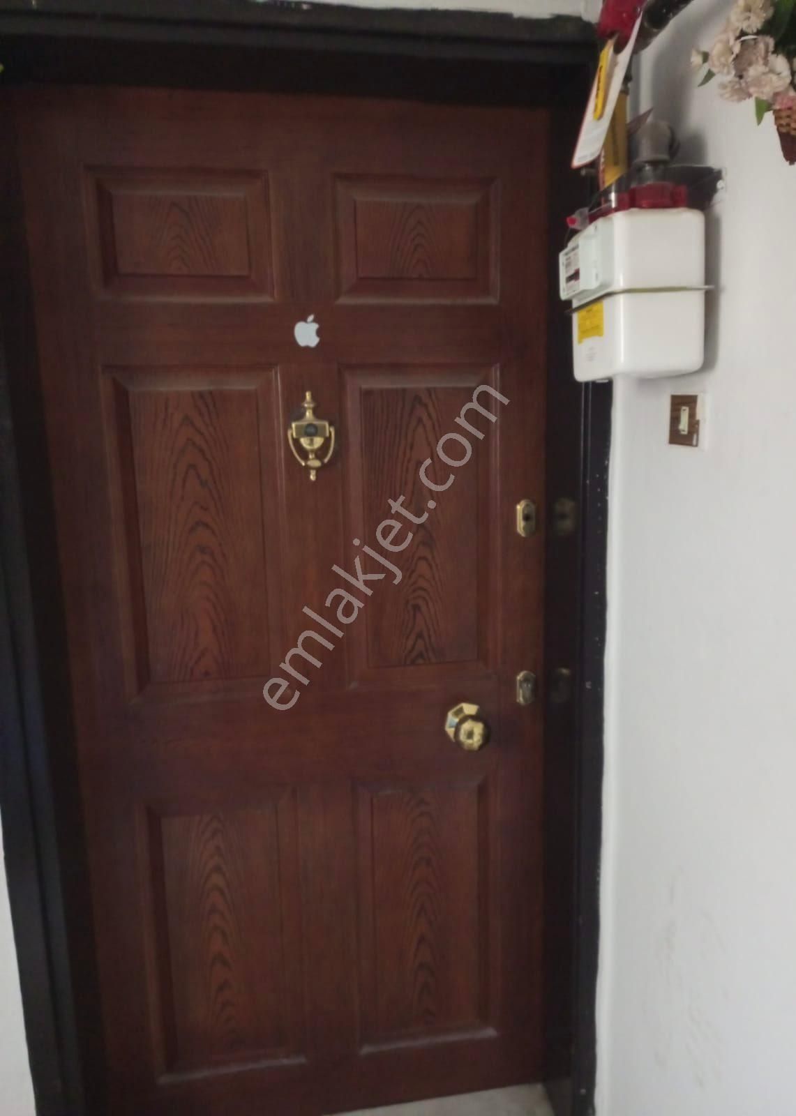 Üçkuyular Demokrasi Üniversitesi Çevresi Eşyalı Kiralık Daire - Görsel 23