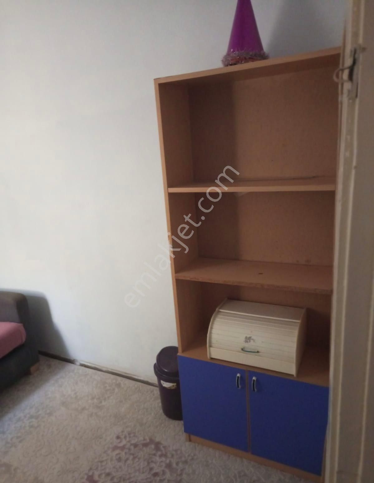 Üçkuyular Demokrasi Üniversitesi Çevresi Eşyalı Kiralık Daire - Görsel 15