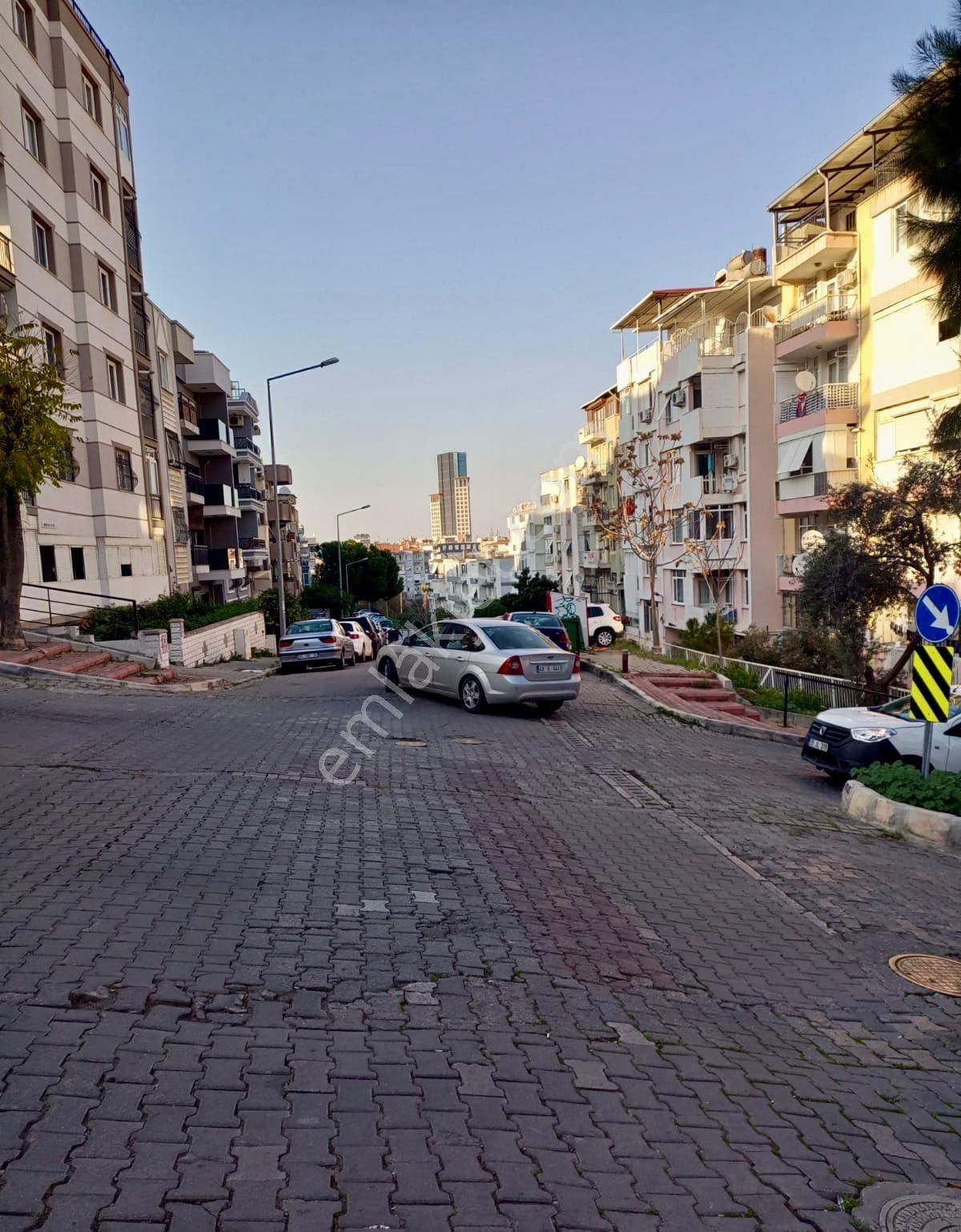 Üçkuyular Demokrasi Üniversitesi Çevresi Eşyalı Kiralık Daire - Görsel 27