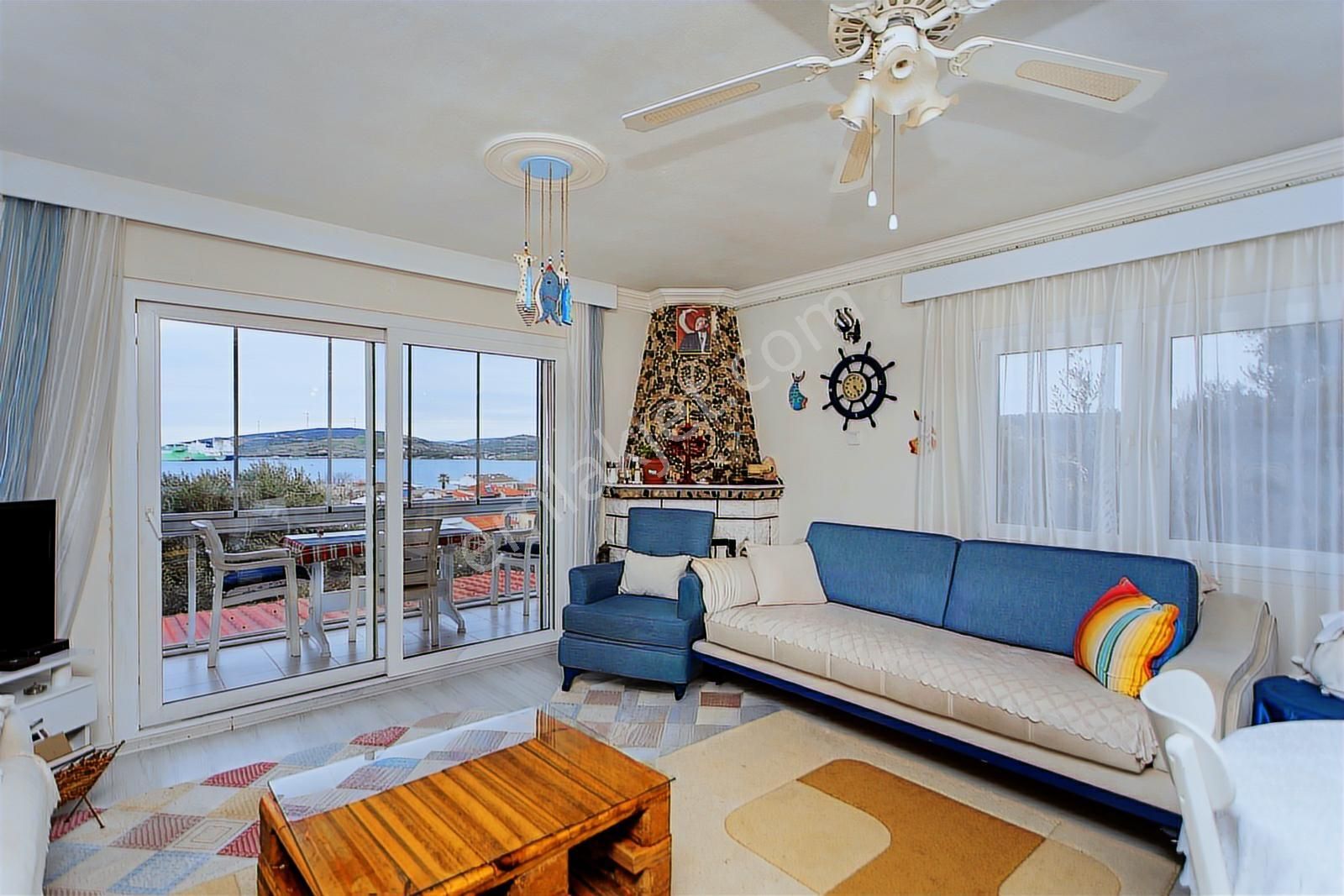 Yenifoça Cumhuriyet Mah. Satılık 4+1 Tripleks Villa - Görsel 7