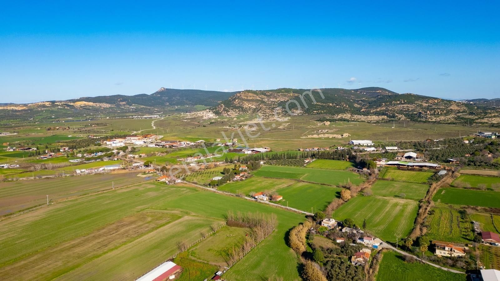 Foça Hacıveli Mah. Satılık Tarla - Görsel 6