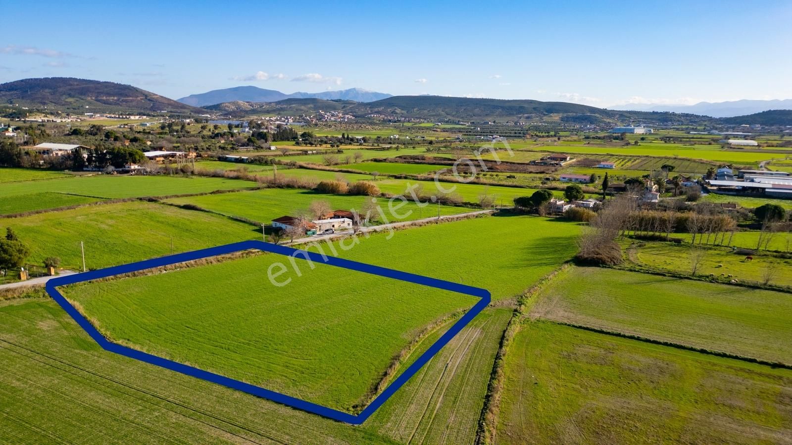 Foça Hacıveli Mah. Satılık Tarla - Görsel 22