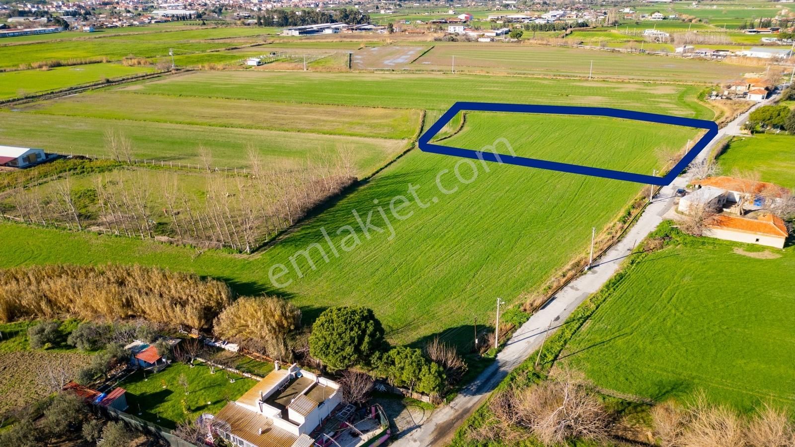 Foça Hacıveli Mah. Satılık Tarla - Görsel 5