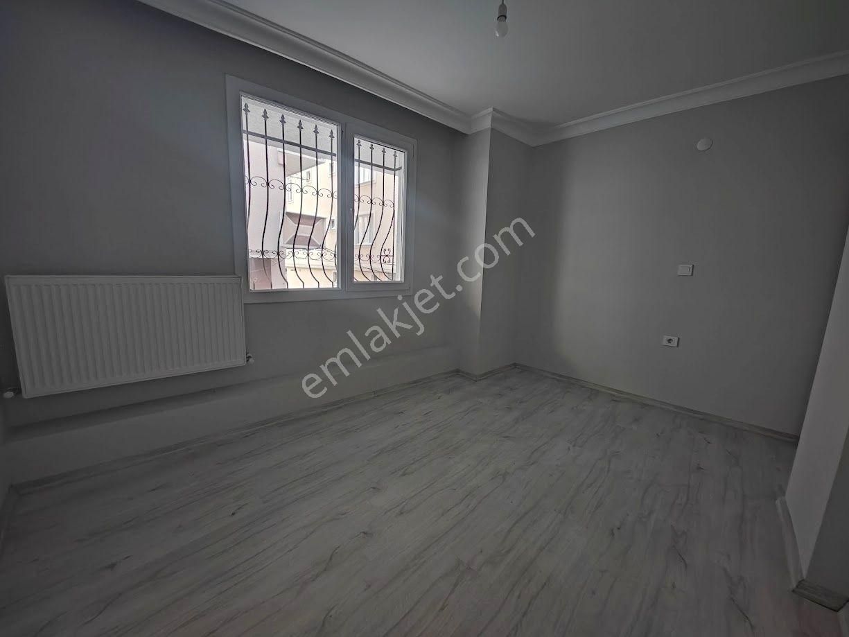 Yıldız Emlaktan Merkez Camii Yakını Kiralık Sıfır Yüksek Giriş - Görsel 5