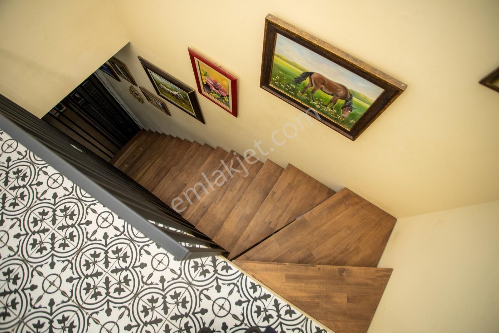 Yenifoça'da Full Deniz Manzaralı Satılık 3+1 Villa - Görsel 6