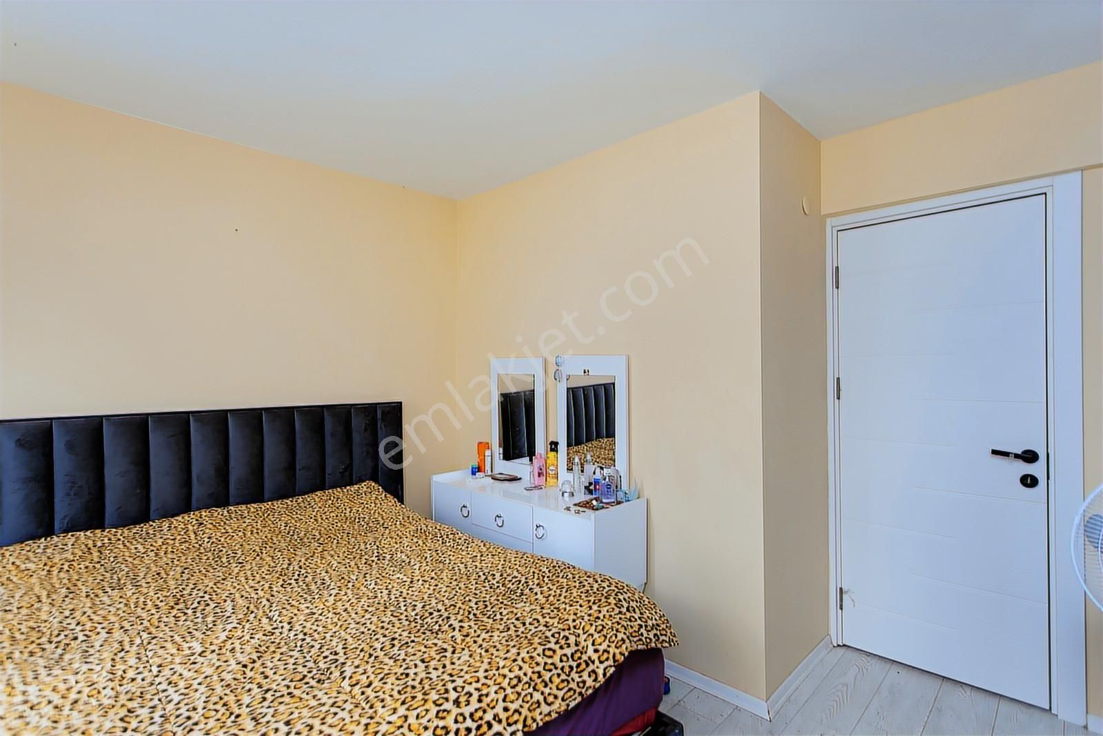 Yenifoça'da Full Deniz Manzaralı Satılık 3+1 Villa - Görsel 28