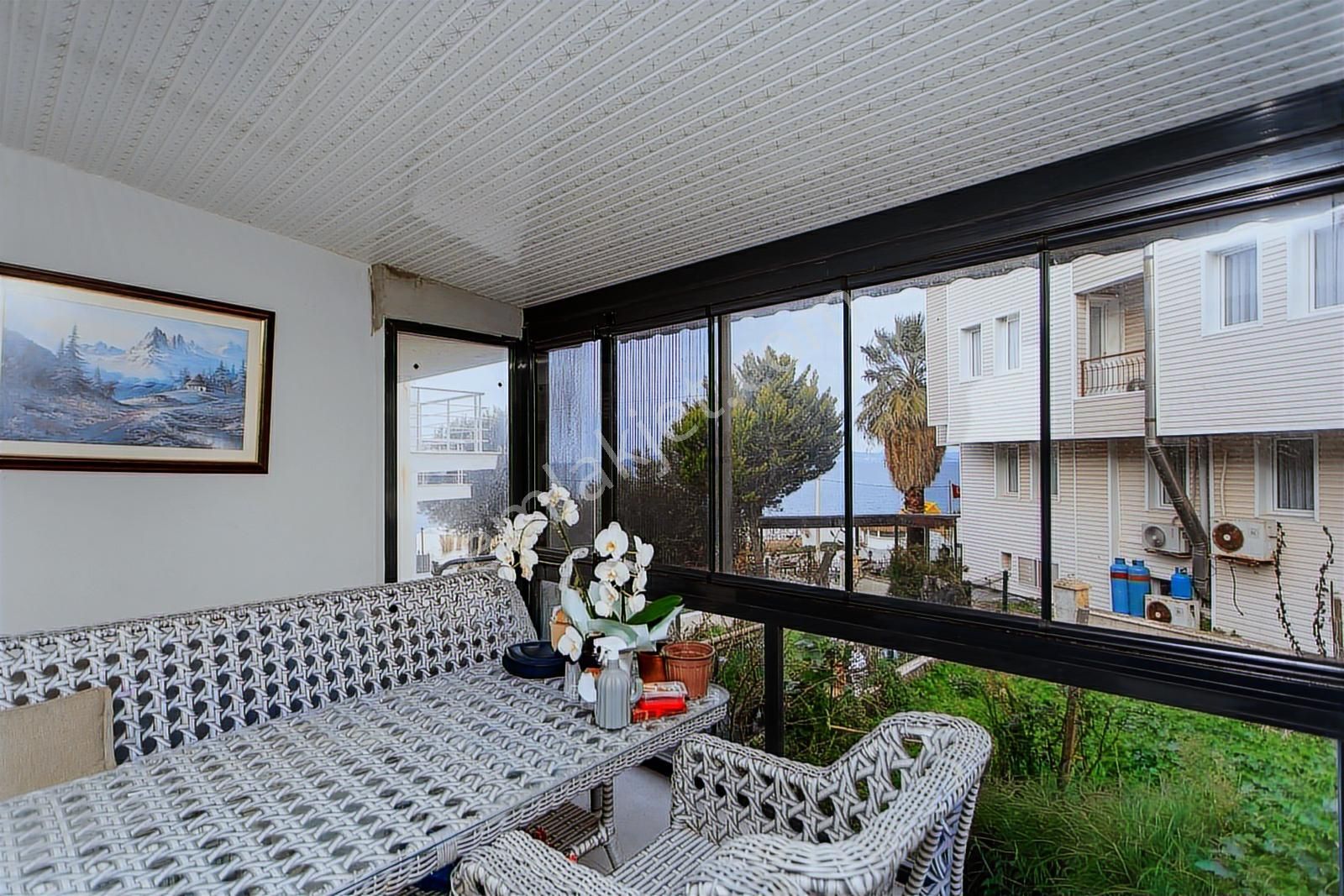 Yenifoça'da Full Deniz Manzaralı Satılık 3+1 Villa - Görsel 26