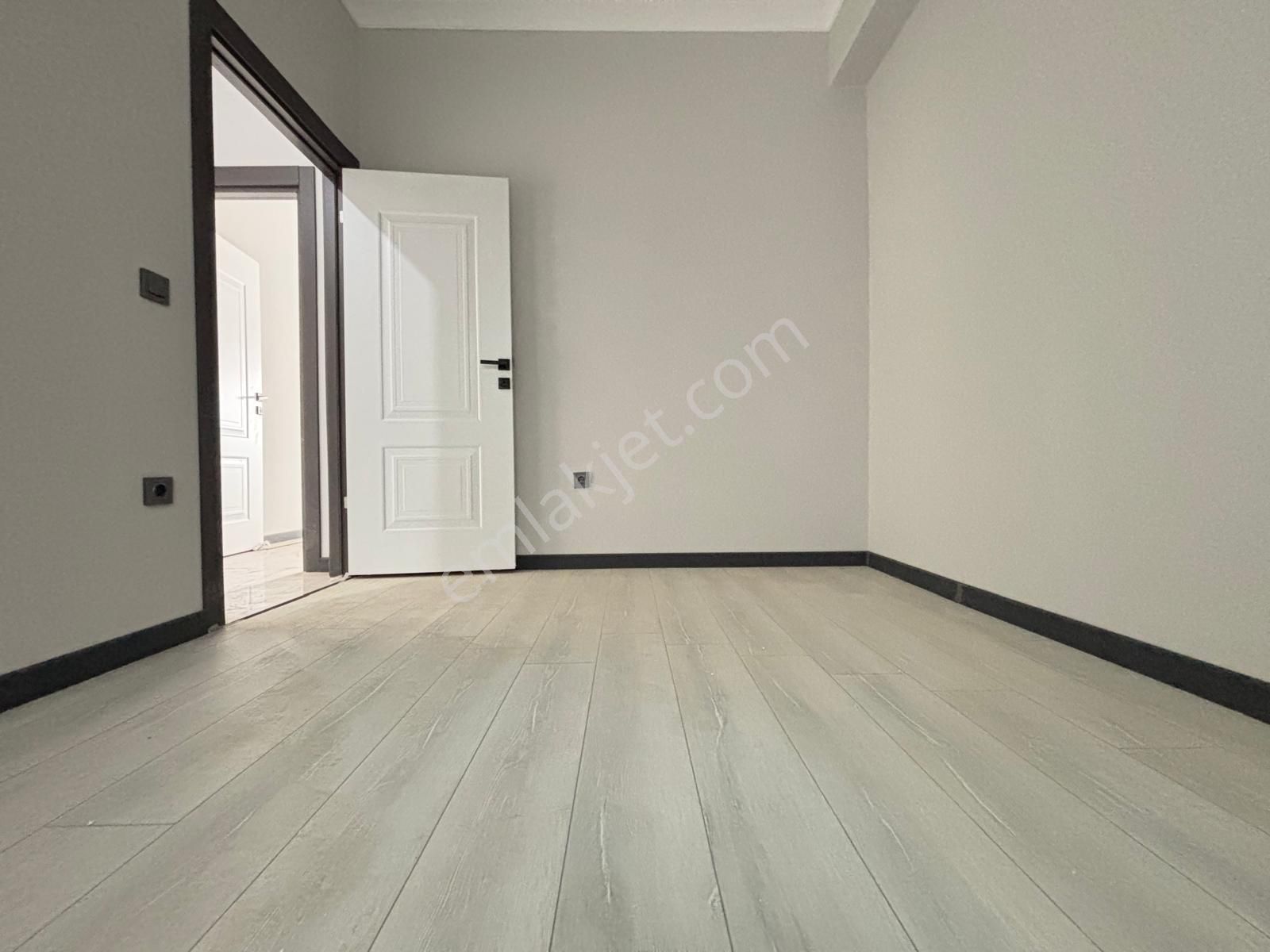 ▀▄mera Emlaktan Kadıköy Mh. Y.ısıtma 2+1 Ara Kat Sıfır Lüx Daire - Görsel 16