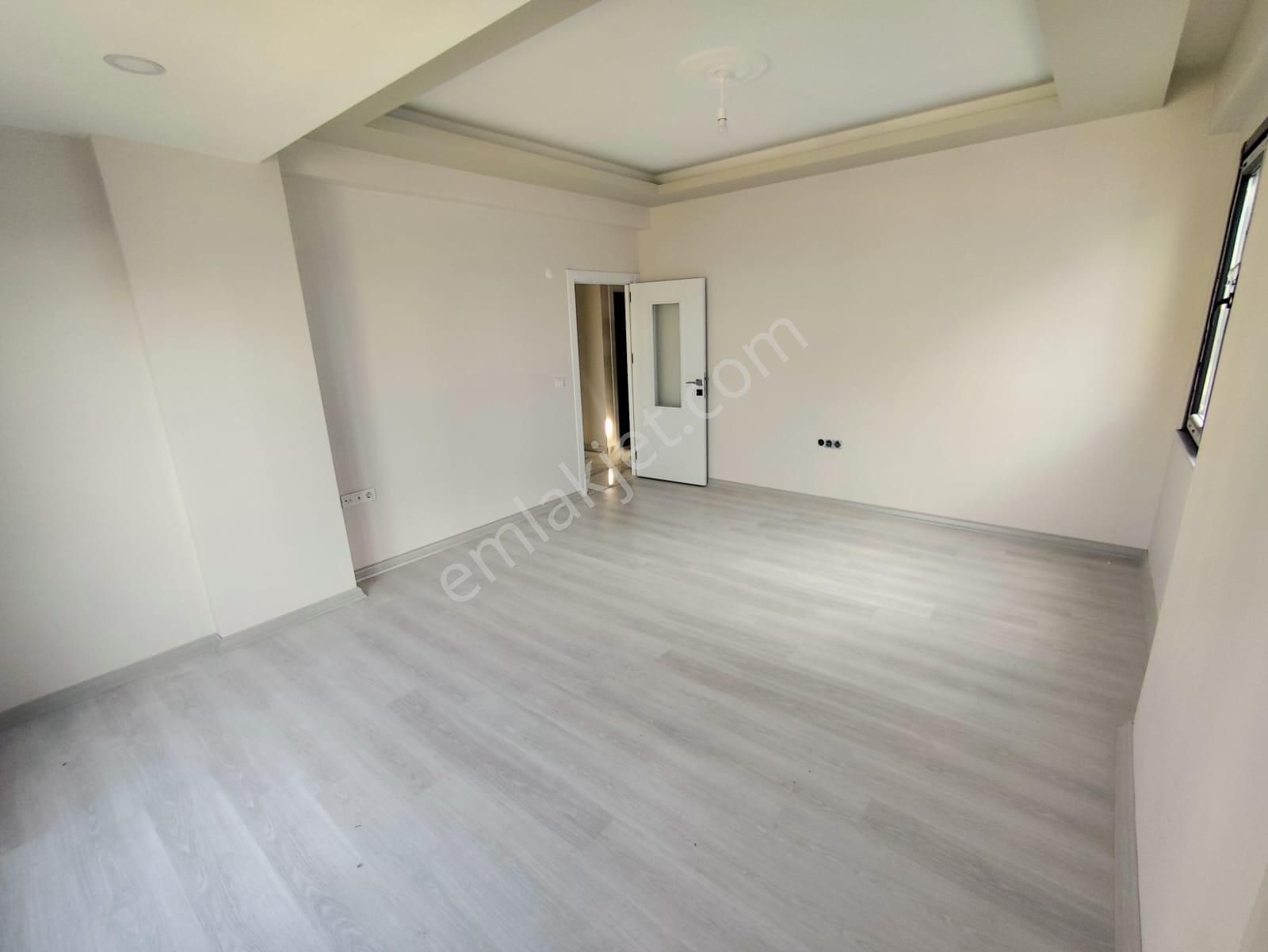 Mertcan Dan Kartal Metro Durağına Yürüme Arakat 3+1 İskanlı - Balkonlu - Görsel 5