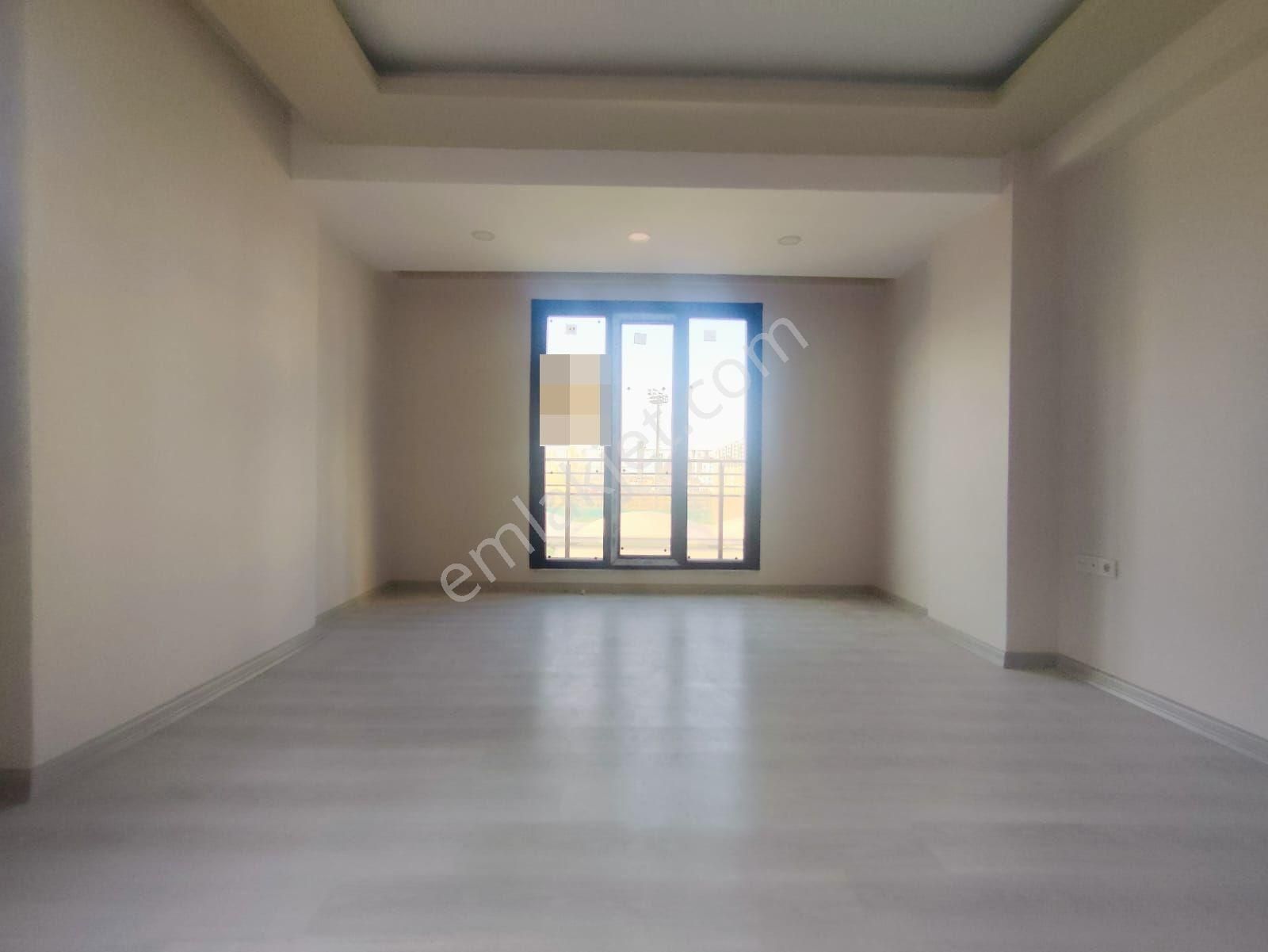 Mertcan Dan Kartal Metro Durağına Yürüme Arakat 3+1 İskanlı - Balkonlu - Görsel 2