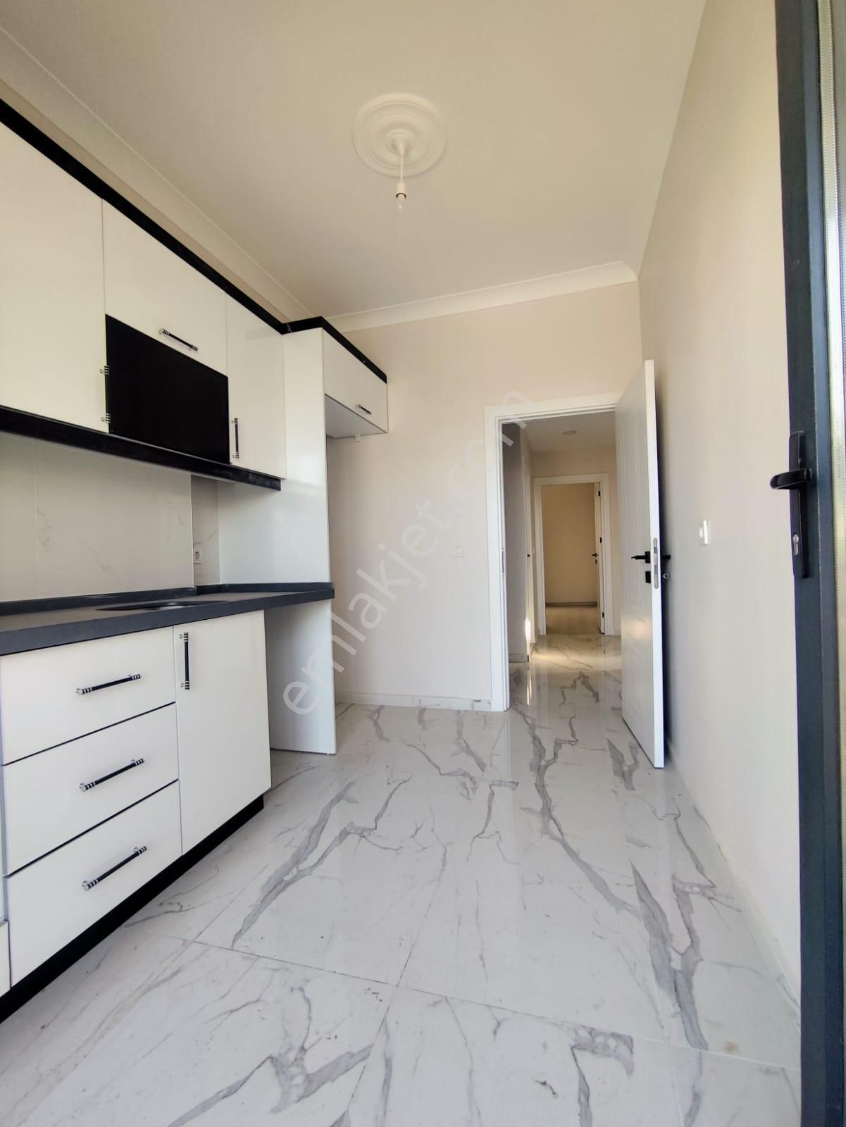 Mertcan Dan Kartal Metro Durağına Yürüme Arakat 3+1 İskanlı - Balkonlu - Görsel 19