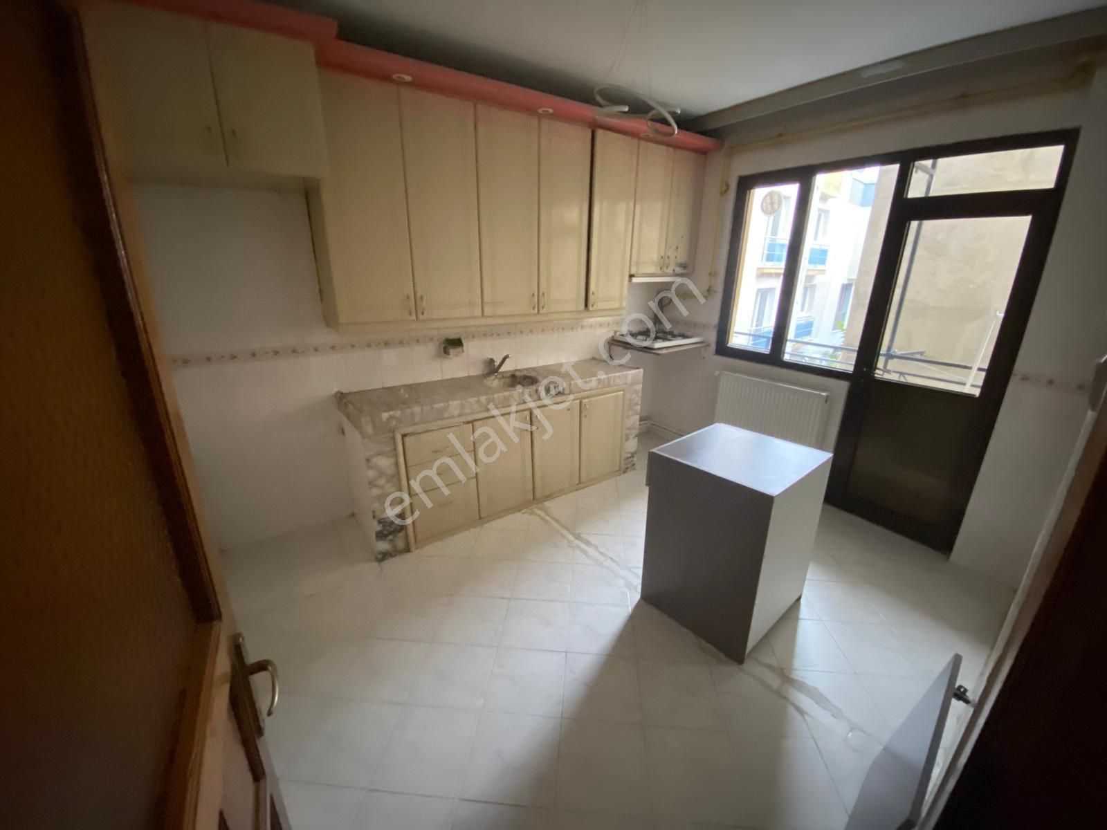 Acill Buca Atatürk Mah.de Kadın Doğum Hastanesi Yakını 3+1 135m2 Dgazlı Arakat Kiralık Daire - Görsel 10