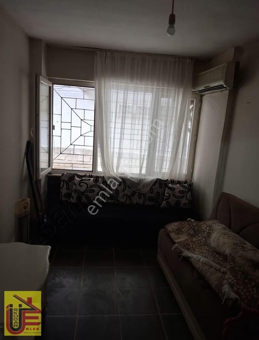 Gençlikte Eşyalı Kiralık Daire