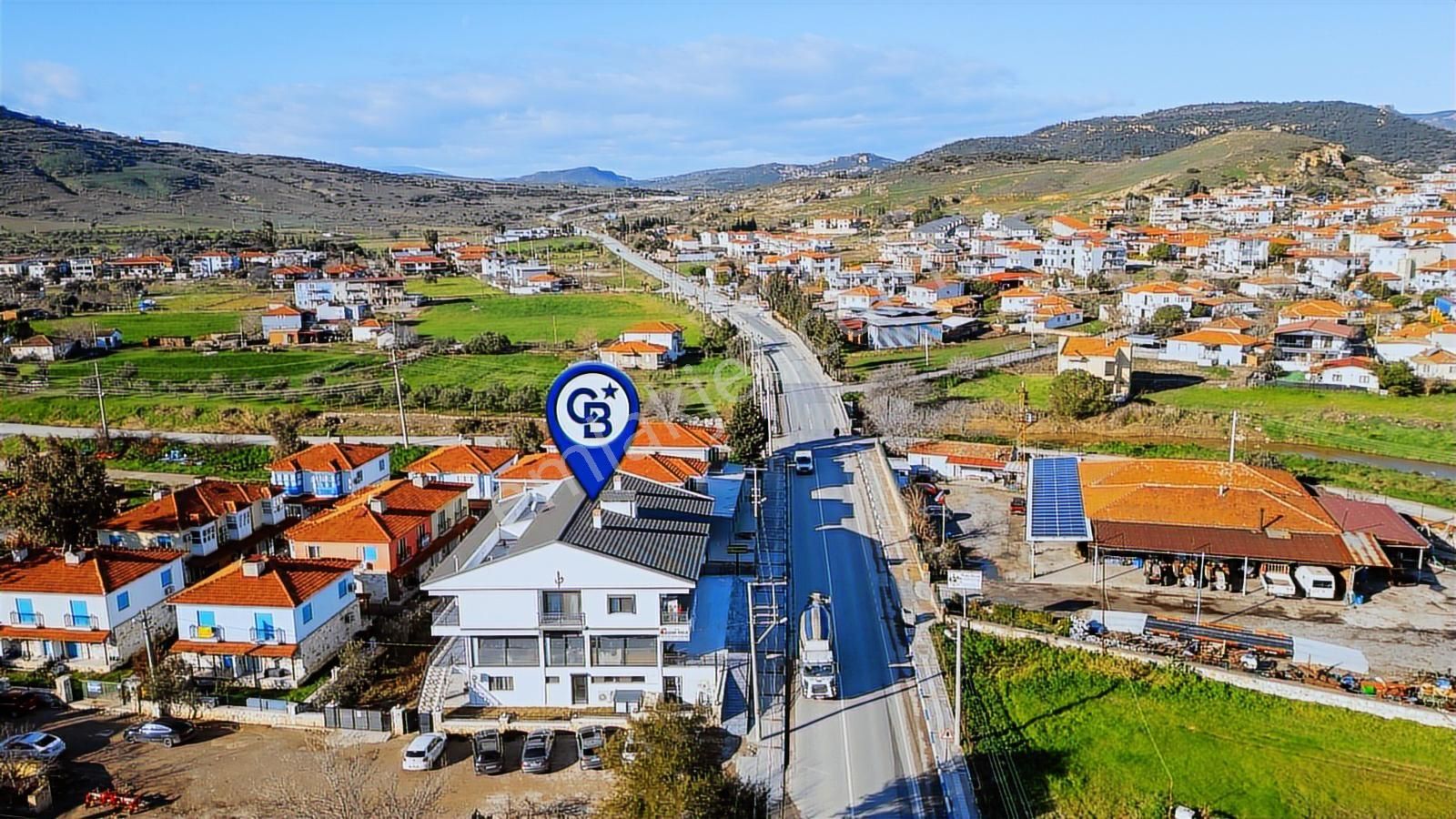 Foça Kazım Dirik Mah. Karayol Üzerinde Kiralık Dükkan - Görsel 25