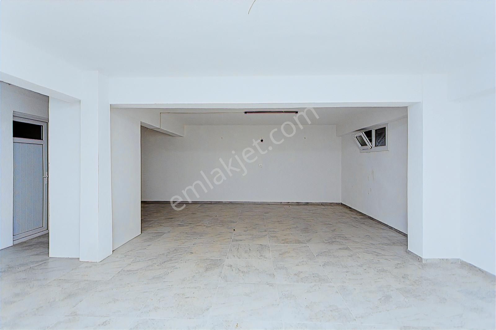 Foça Kazım Dirik Mah. Karayol Üzerinde Kiralık Dükkan - Görsel 14
