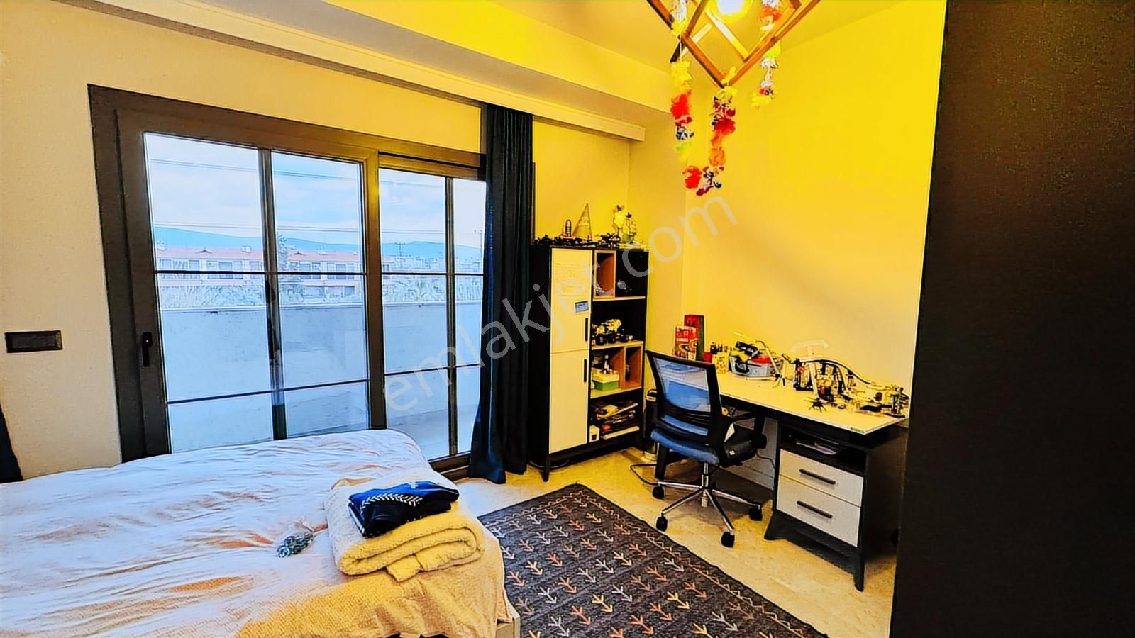Foça Kazım Dirik Mah. Kiralık 3+1 Müstakil Villa - Görsel 20